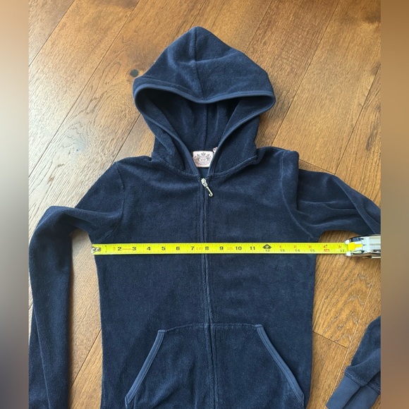 Juicy couture towel terry zip hoodie in navy. Worn only twice, like new!Size XS - Picture 4 of 7